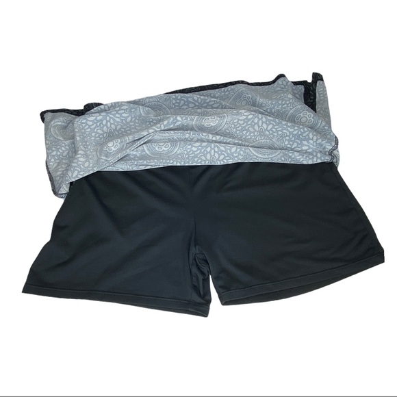 Tranquility Colorado Black Sports Skort Size Small - Picture 3 of 4